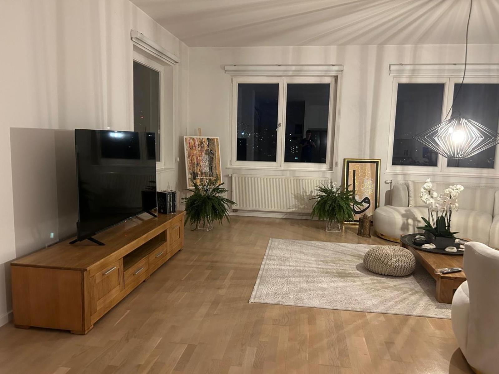 City Garden Residency Apartment *